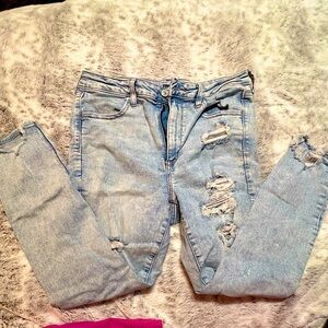 American Eagle distressed skinny jeans